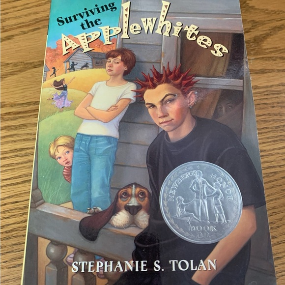 Other - Lot 4 Stephanie Tolan Surviving the Applewhites HD/DJ Guided Reading Class Set